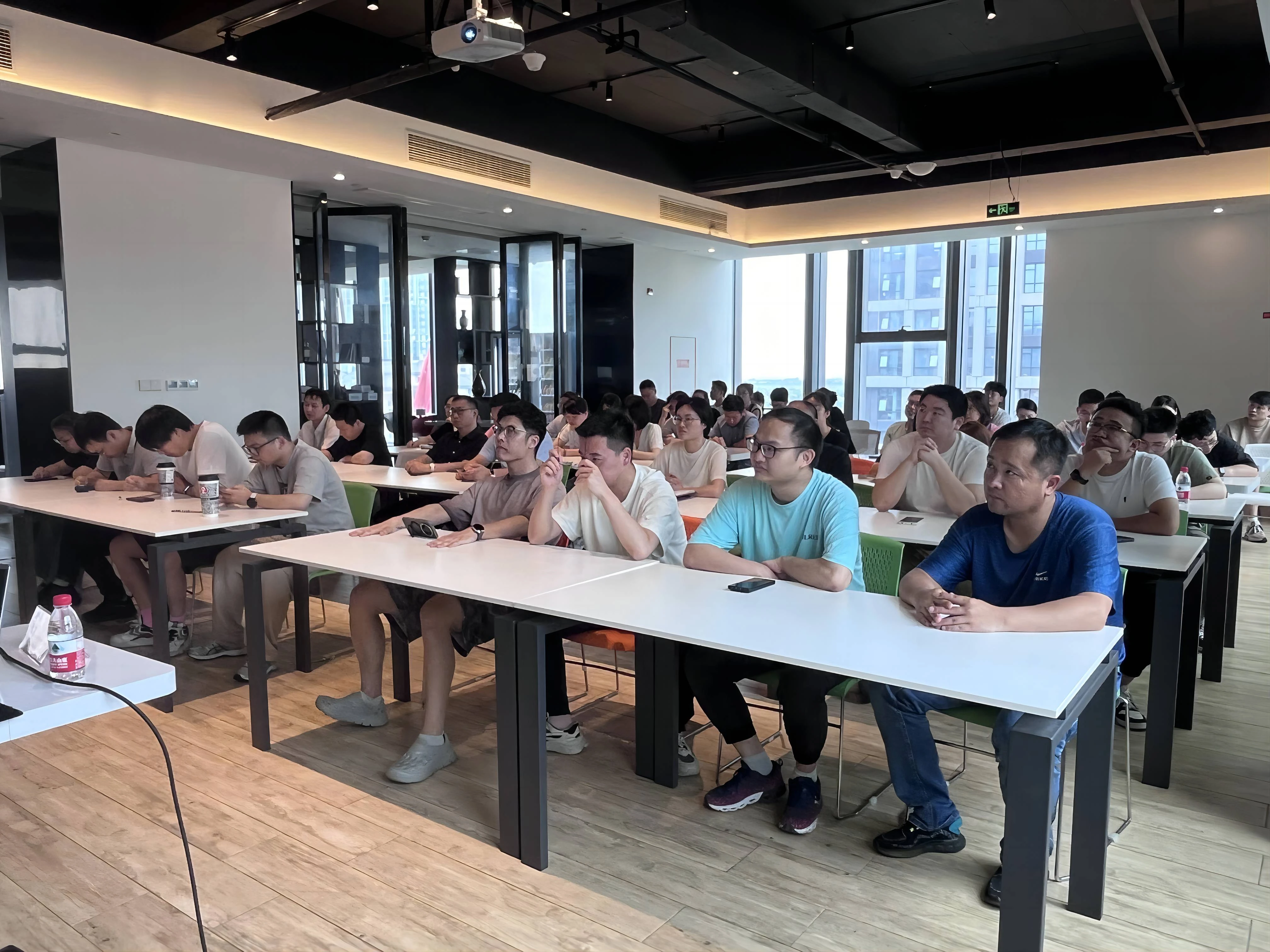 微信图片_20240621143955(1).webp 微信图片_20240621143955(1).webp